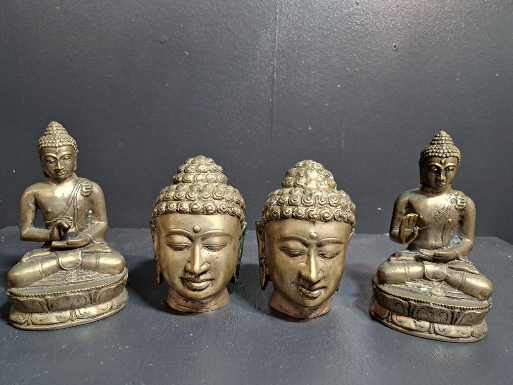 Vier boeddhistische beeldjes - Statue - Asien (Ingen mindstepris) #1.0