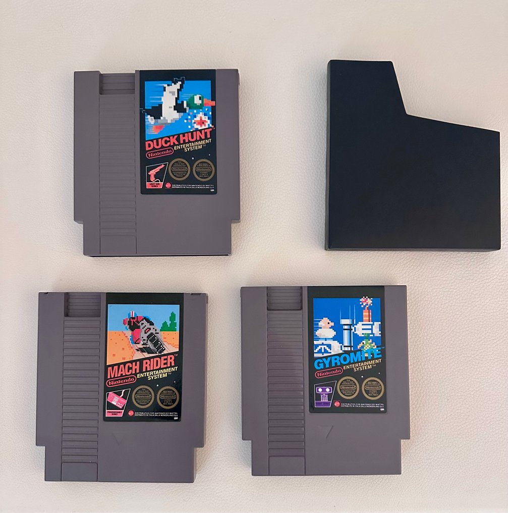 Nintendo - Nes - Mach Rider; Gyromite; Duck Hunt (PAL A ITA) - Videospil #1.0