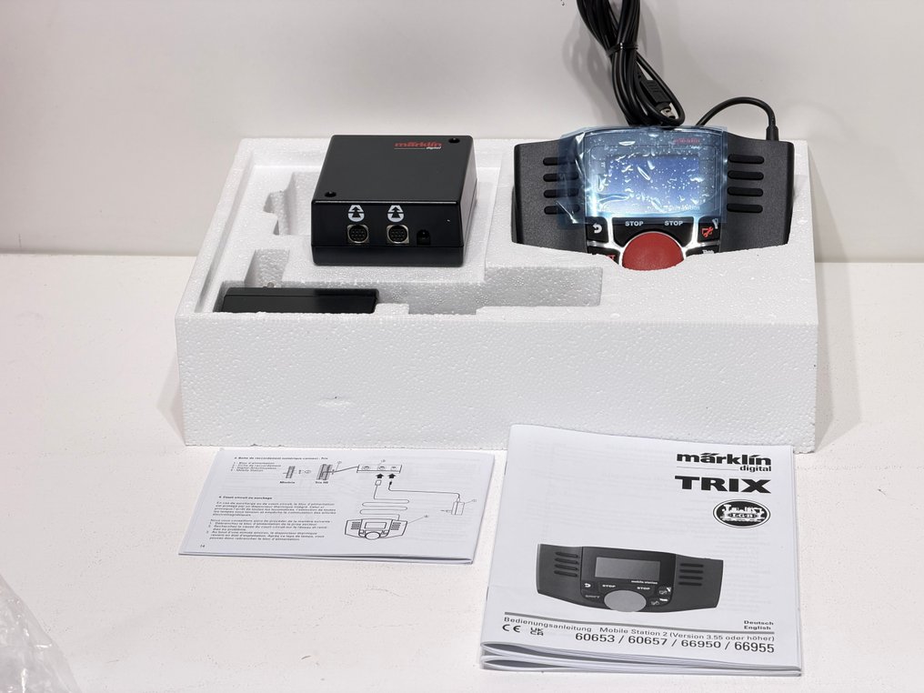 Märklin H0 - 69657, 60116, 66360 - Unité de commande numérique (3) - Station mobile, transformateur dans une boîte de raccordement. #1.0
