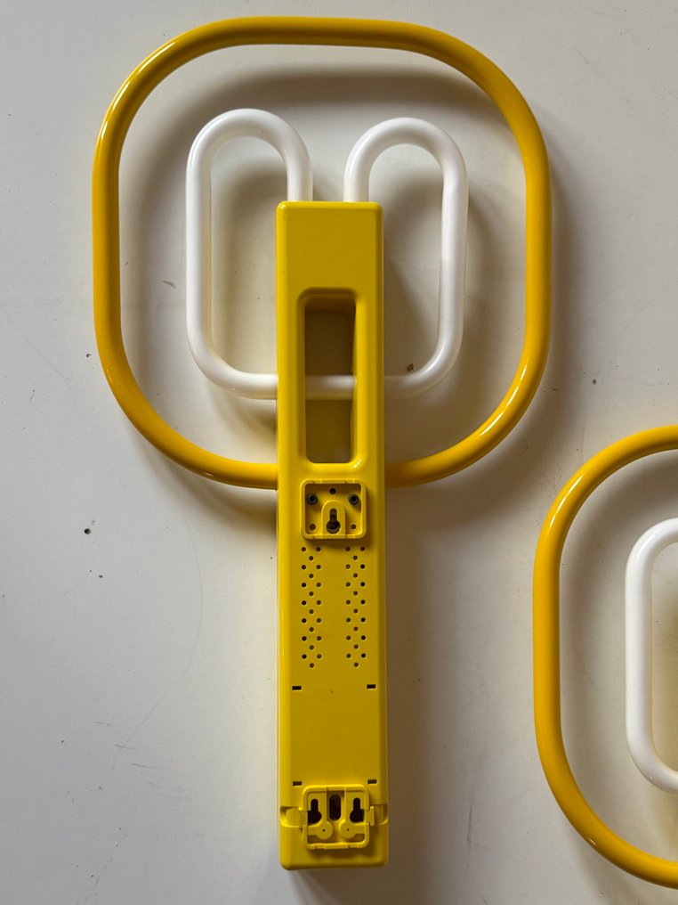 Kinkiet (2) - Plastik - Lampy ścienne postmodernistyczne #2.1