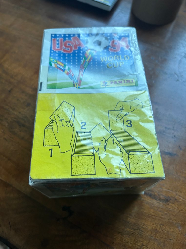 Panini USA 94 World Cup 100 PACKS (!) - 1 Sealed box - Excellent (EX) #1.0