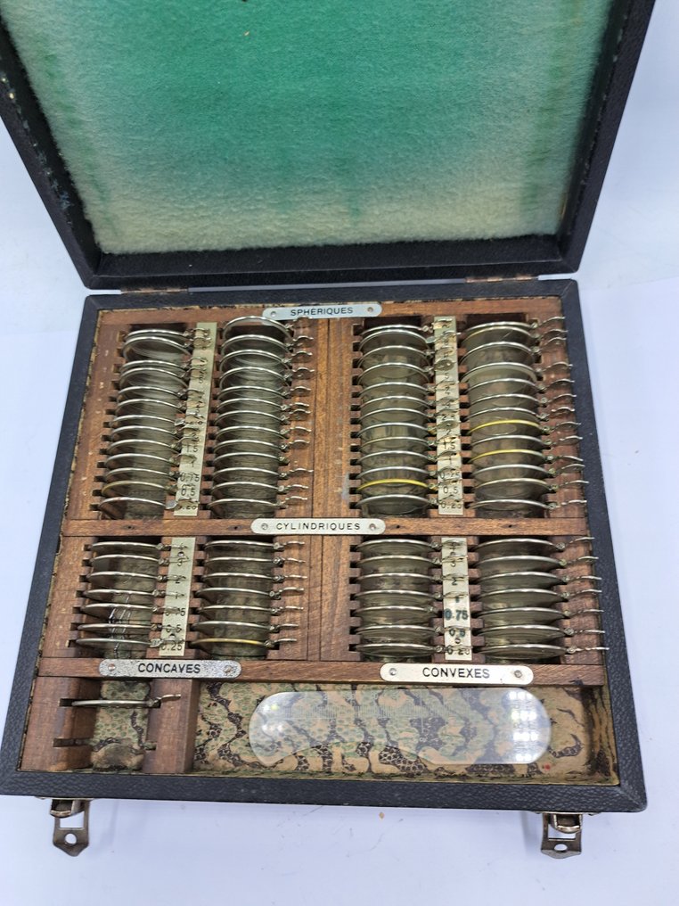 Optometrist's lens set - Hout, Glas, Metaal - Oogmeting #3.2