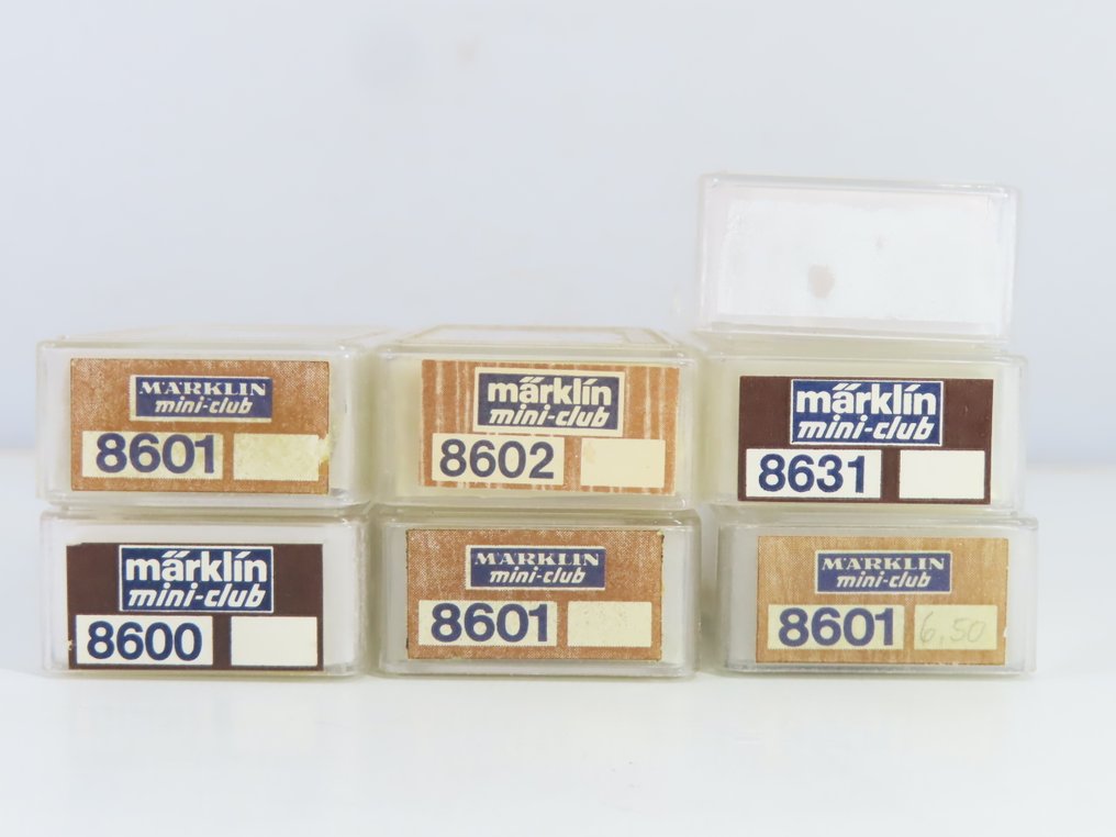 Märklin Z - 8600/8601/8602/8631 - Model train freight carriage (7) - 7x 2-compartment refrigerated wagons with inscriptions 'Dortmunder Union Bier', 'Hirschmann', - DB #2.1