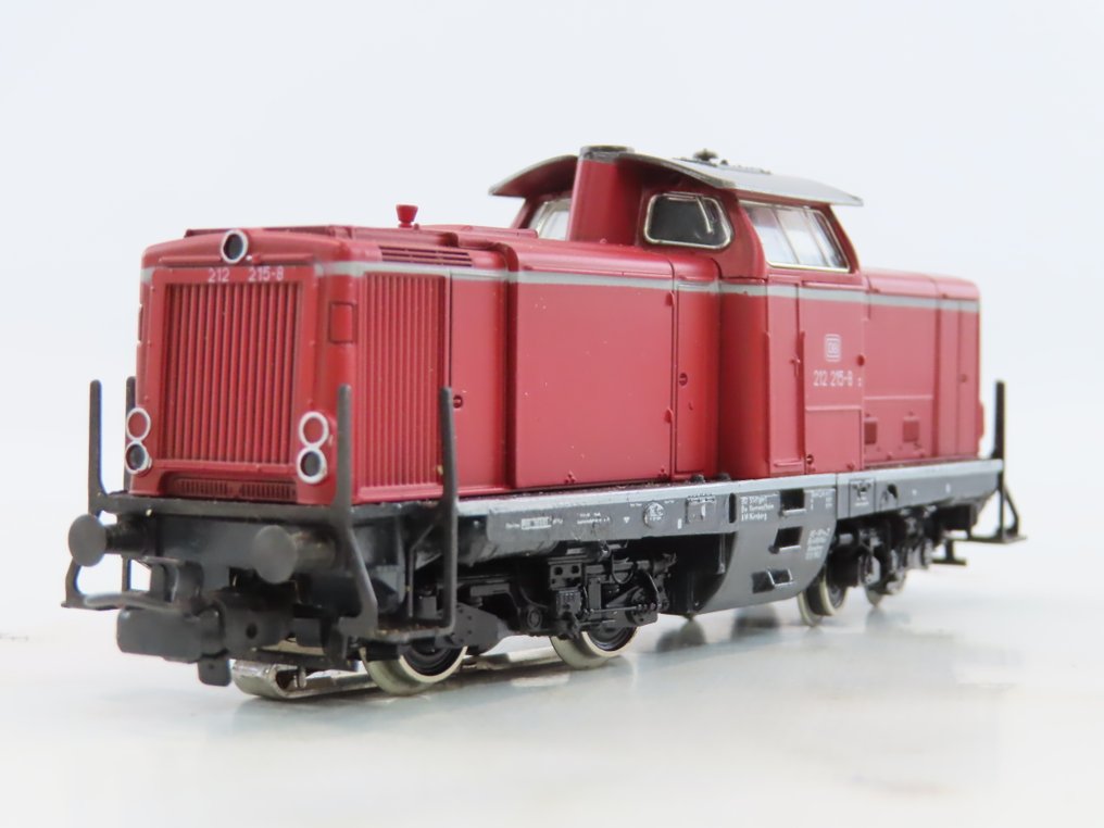 Märklin H0 - 3072 - Locomotiva diesel (1) - BR 212 - DB #1.0