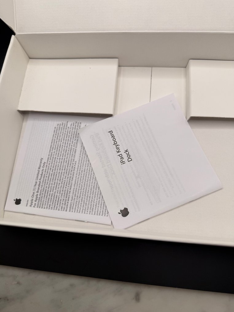 Apple - iPad Keyboard Dock iPod #2.1