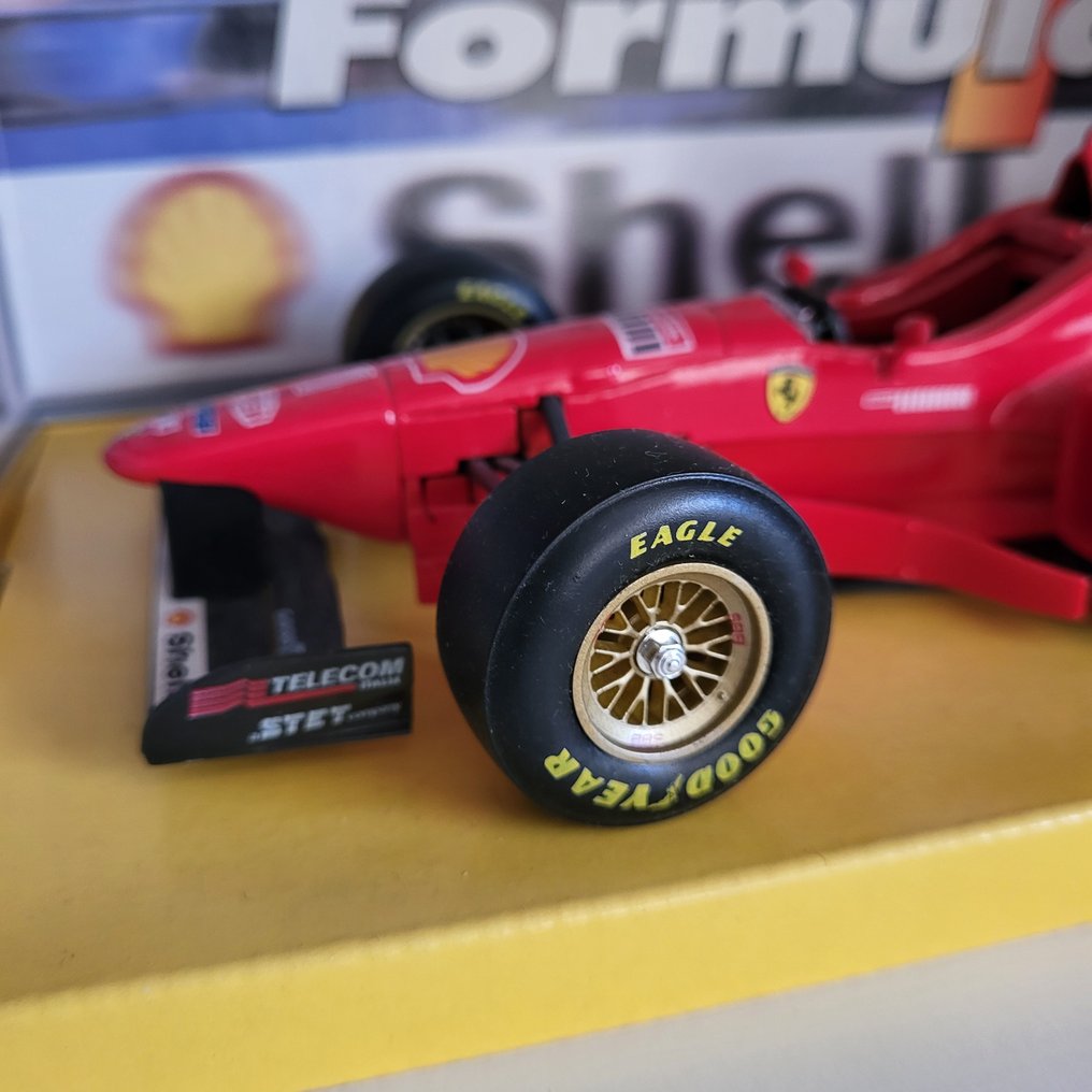 Maisto 1:18 - Model car - Ferrari F1 Michael Schumacher #2.1