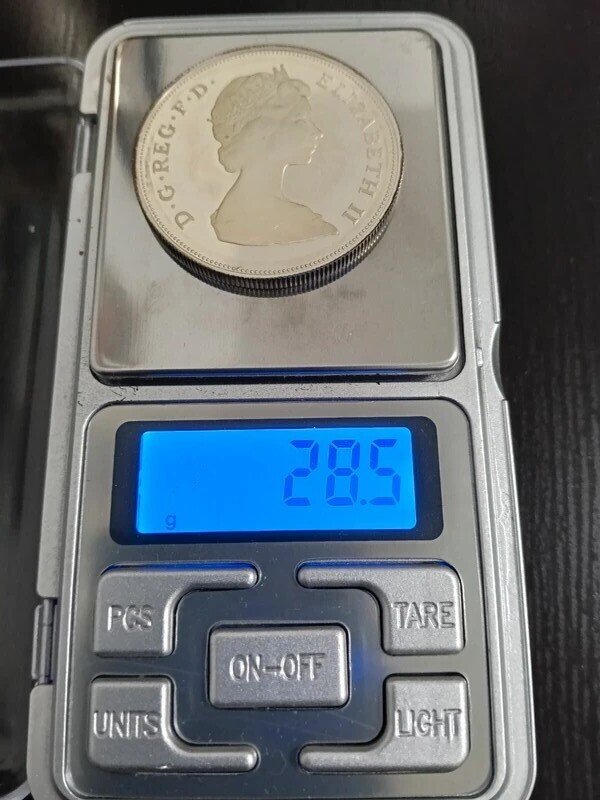 United Kingdom. Commemorative coin Émission commémorative (mariage Charles & Diana) / 1981  (No reserve price) #4.3