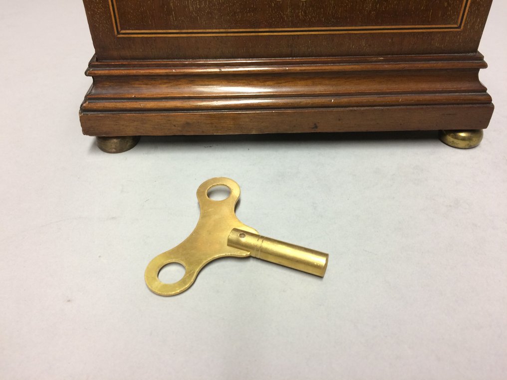 Επιτραπέζια ρολόγια και ρολόγια γραφείου -   Ρολόι τραπεζιού Mahonie με inlay. - 1850-1900 #3.2