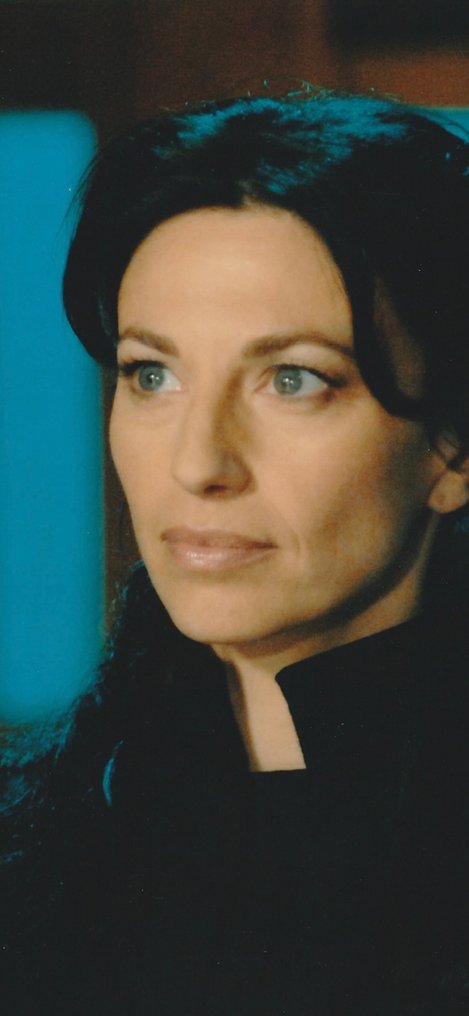 Stargate - Signed by Claudia Black (Vala Mal Doran) #2.1