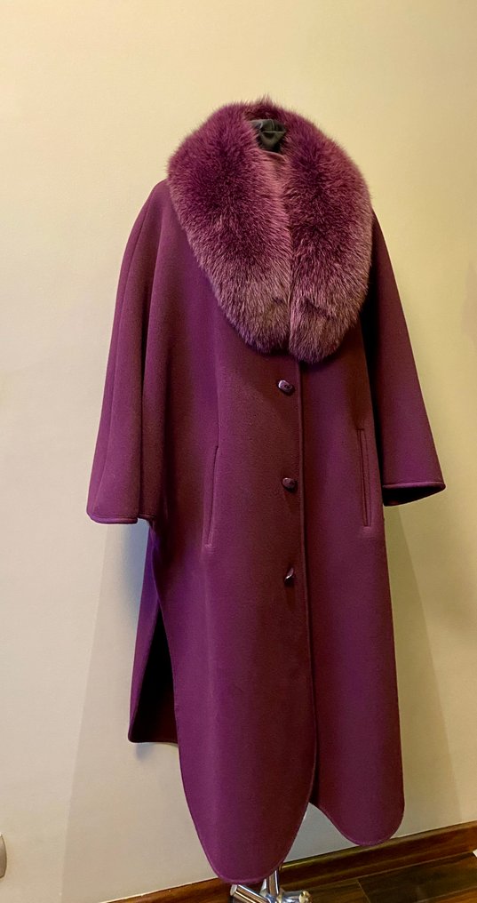 Artisan Furrier - Fur coat #4.3