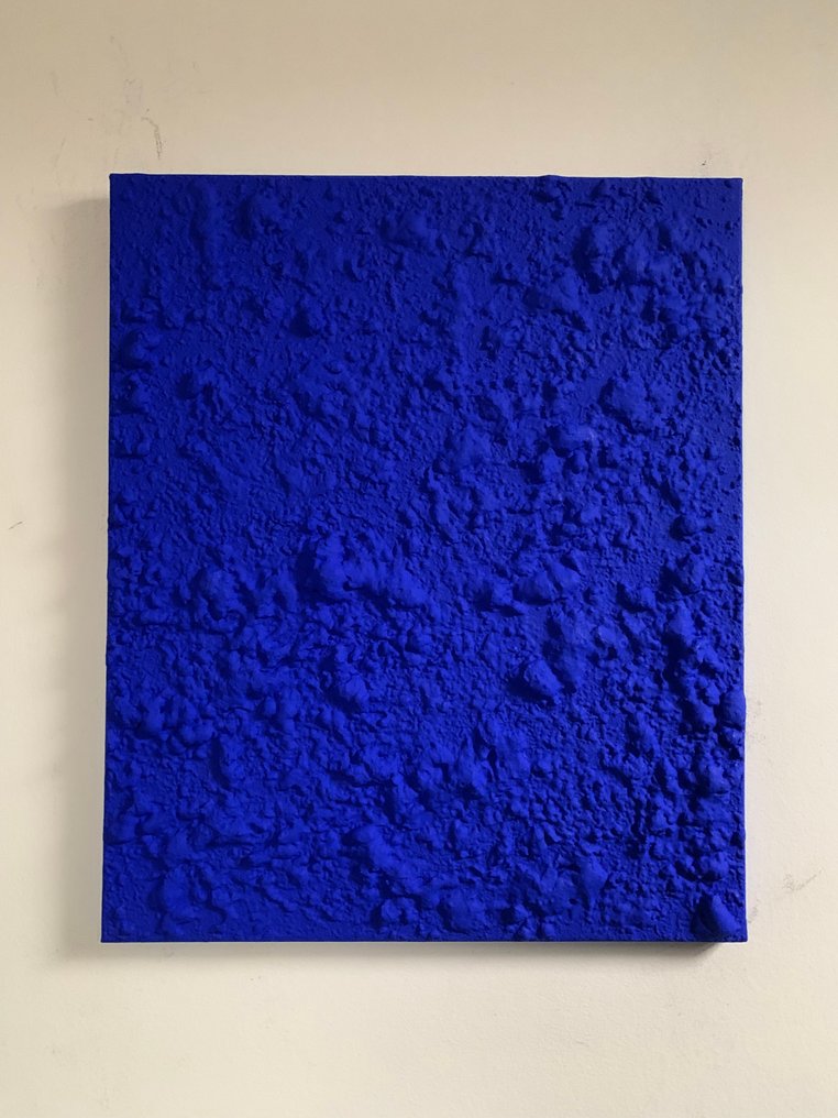 Busco - Yves Klein Bleu #1.0