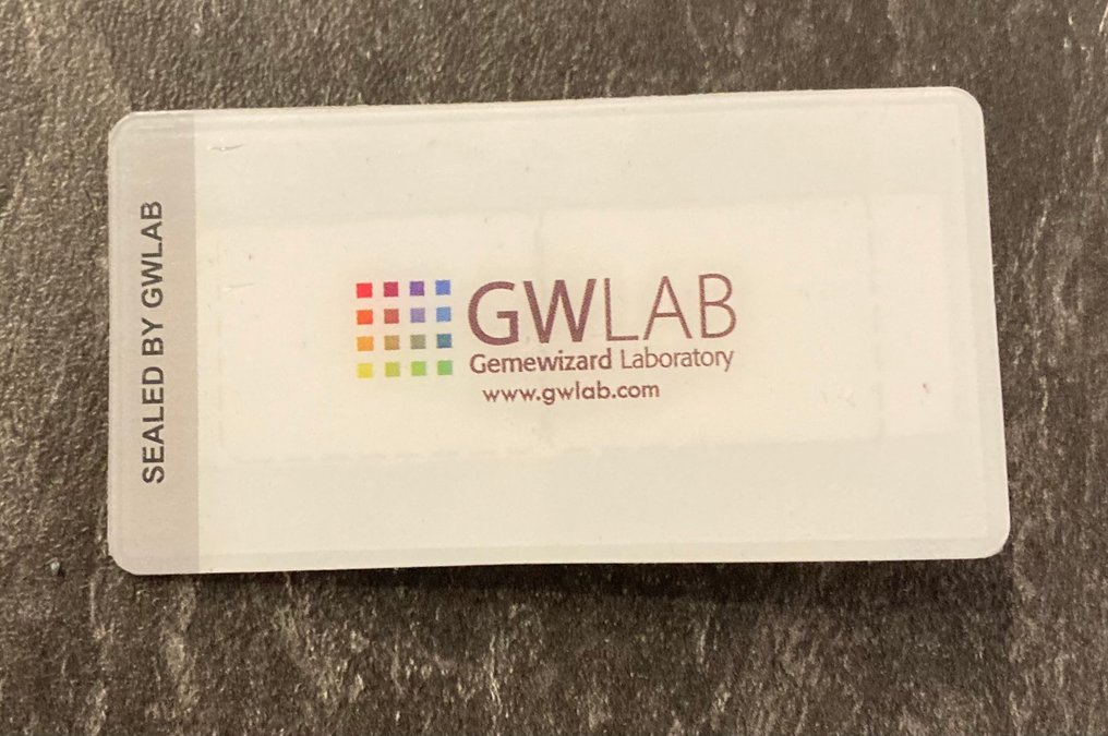 Sem preço de reserva - 1 pcs Diamante  (Colorido natural)  - 0.70 ct - Redondo - Fancy Cinzento - SI3 - Gemewizard Gemological Laboratory (GWLab) #3.2