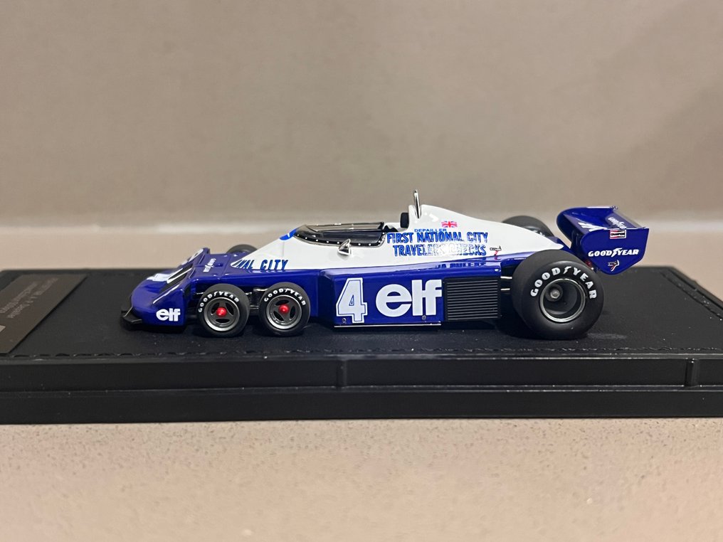 GP Replicas 1:43 - Modellauto - P34 1977 NR. 4 - P. Depailler - Limitierte Auflage 500 Stück. #1.0