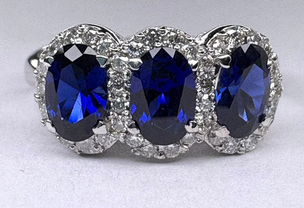 Fără preț de rezervă - Inel - 18 ct. Aur alb Safir - Diamant - FĂRĂ REZERVĂ #1.0