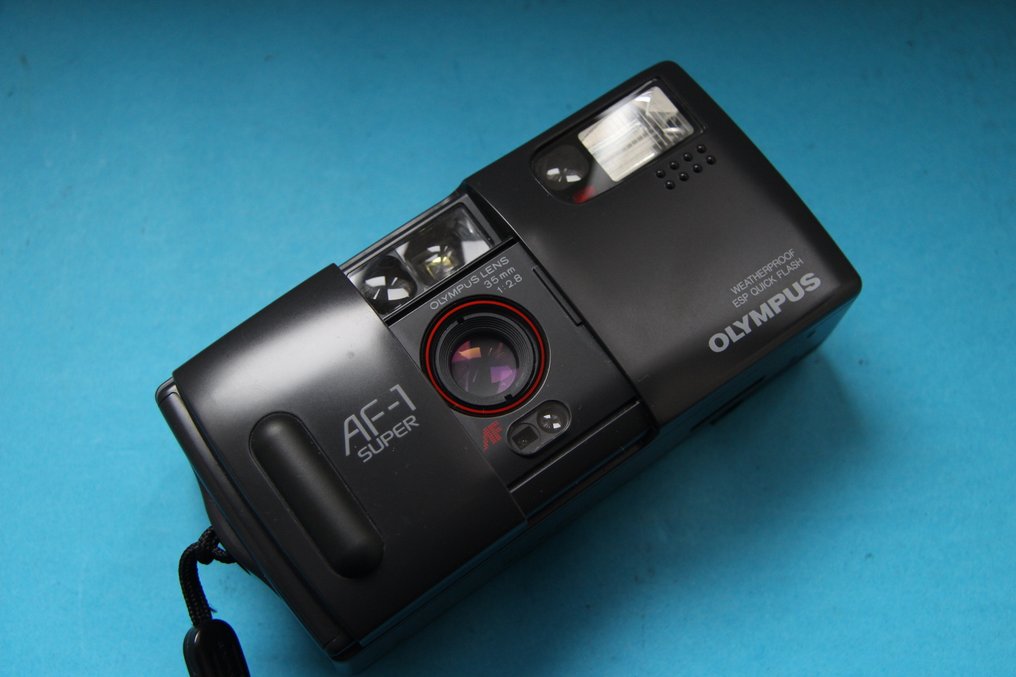 Olympus AF-1 Super with leather case Fotocamera compatta analogica #1.0