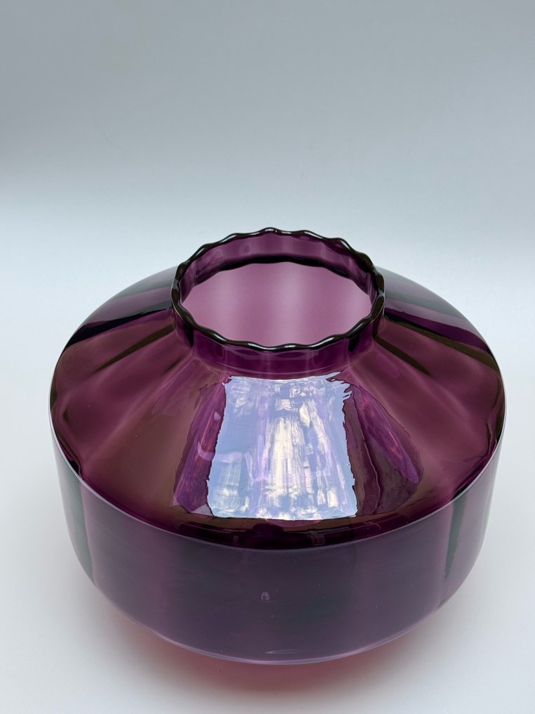 Verrière Doyen - Βάζο -  Λουλουδάκια  - Γυαλί, Αμέθυστος γυαλί - ART DECO - XL #1.0