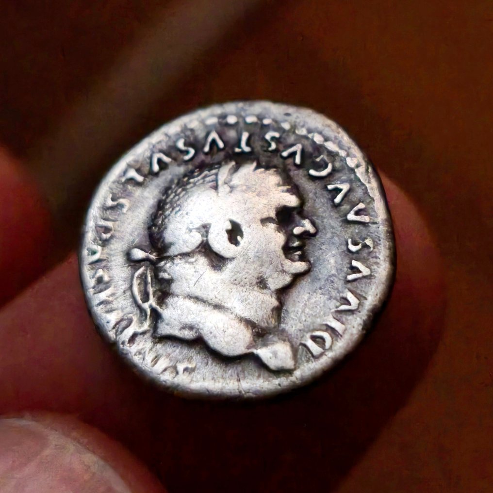 Roman Empire. Vespasian (AD 69-79). Denarius Posthumous issue struck under Titus - Capricorns  (Sans prix de réserve) #1.0