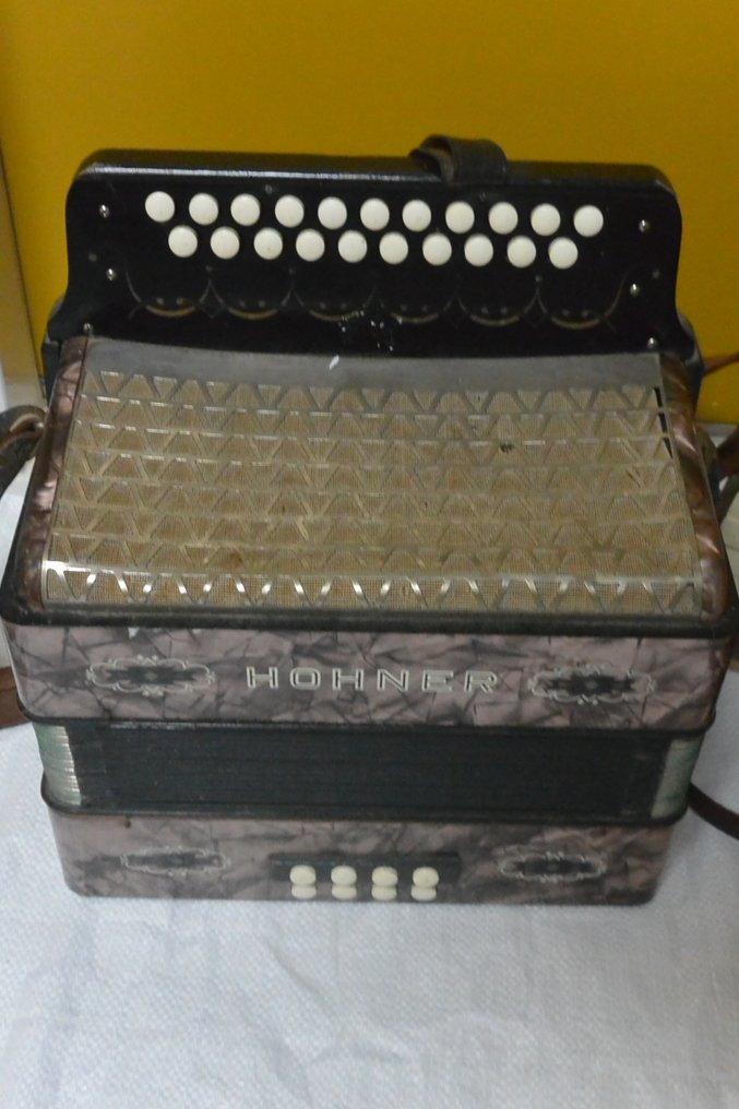 Hohner, Paramount -  - Accordion - Germany - 1975  (No reserve price) #2.1