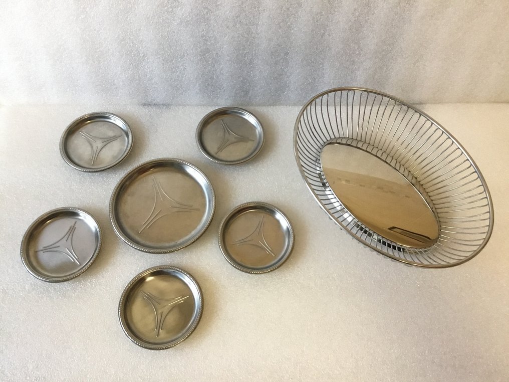 Alfra Alessi - Ufficio Tecnico Alessi - Bread basket (7) - Steel - Basket and coasters. #1.0