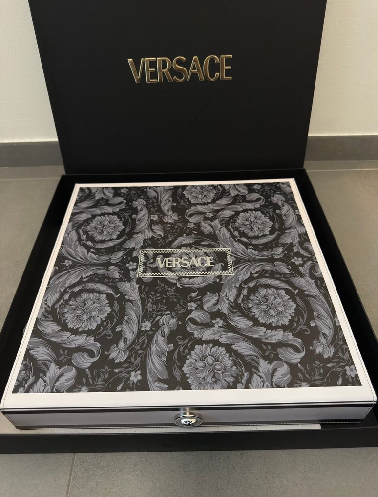 Versace - Poker set - Versace Poker Set #2.1