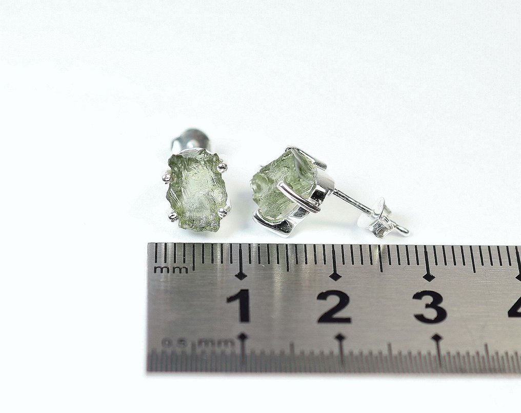 2 Moldavite ear studs / rough / new 925. Sterling Silver - 1.7 g - (2) #2.1