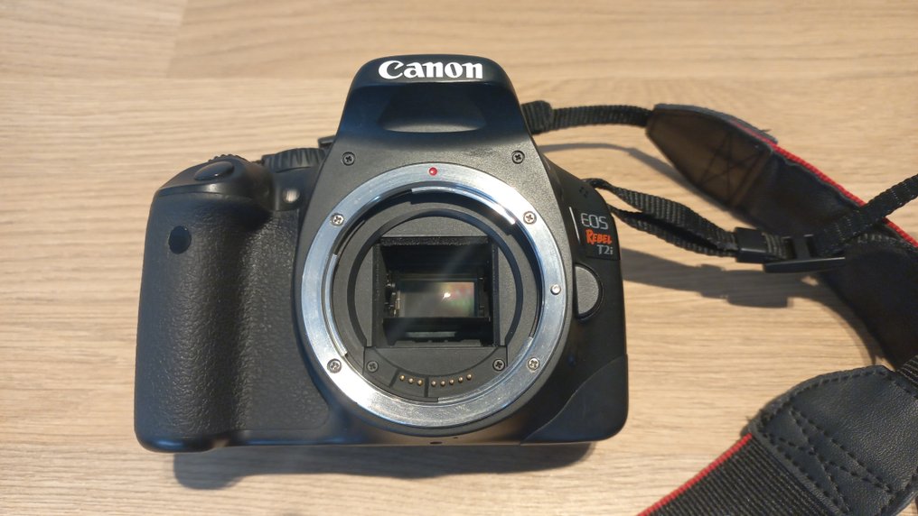Canon EOS Rebel T2i / EOS 550D Digitális fényképezőgép #2.1