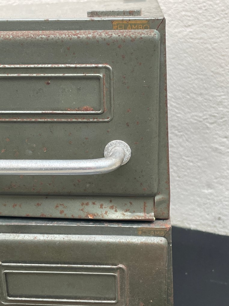 Mobiletto scrittoio (3) - Metallo - Flambo #4.3