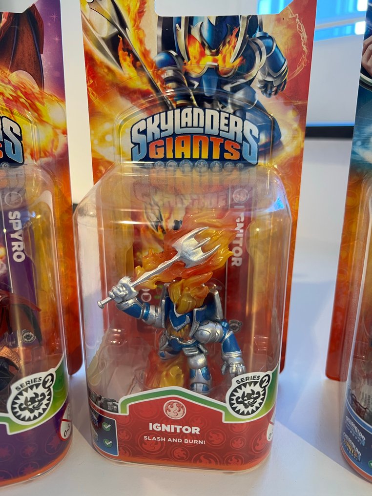 Statuetta di videogioco Skylanders Giants collection of 12 Single Packs including Lightcore's - 2010-2020 #2.1
