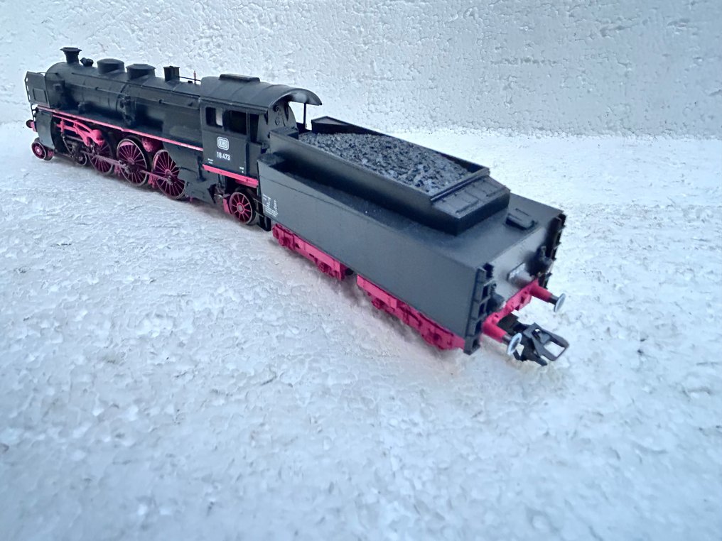 Märklin H0 - 37187-02 - Steam locomotive with tender (1) - BR 18.4 - DB #4.3