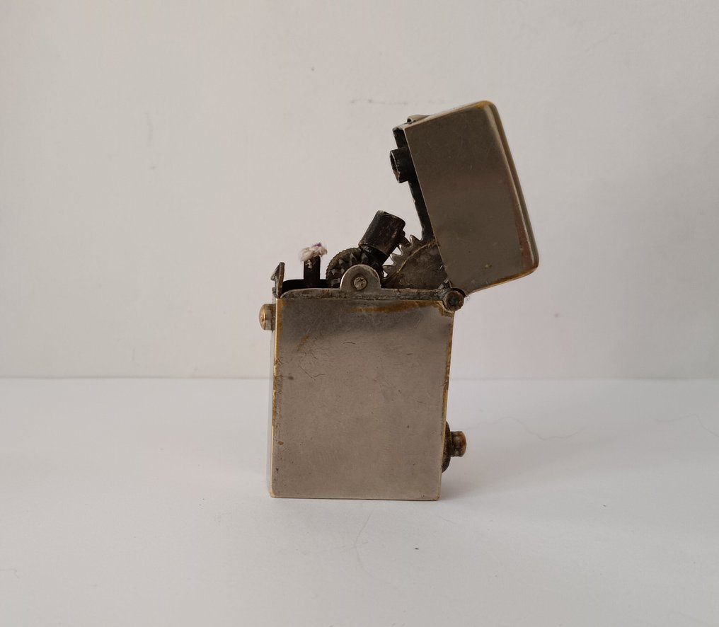 P.M. - Imperator - No reserve price - Lighter - Brass #1.0