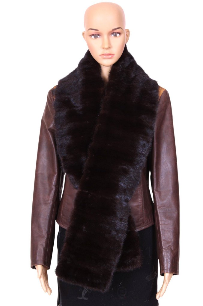 Artisan Furrier - Écharpe #1.0