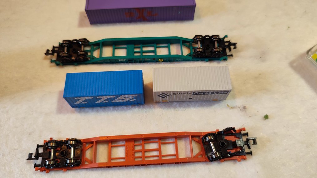 Trix N - 15117  15662 - Carrozza merci di modellini di treni (2) - NMBS #4.3