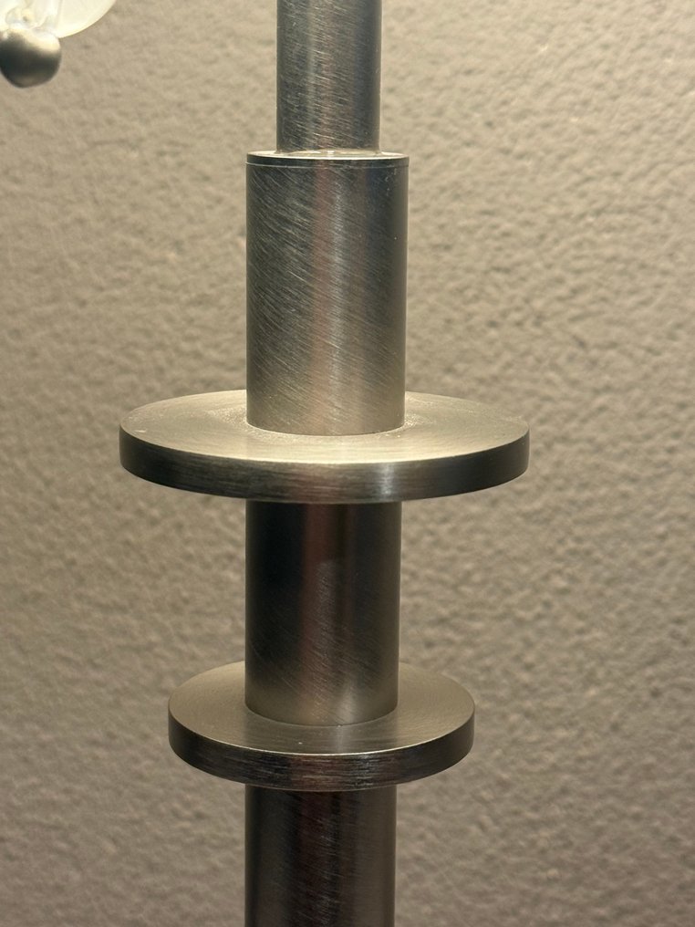 台灯 - 金属, 铝, 塑料, 玻璃, 面料 #4.3