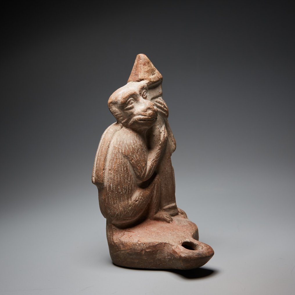 古埃及 Terracotta 油燈與猿。西元前一世紀至西元一世紀。 8.2 公分高。 #1.0