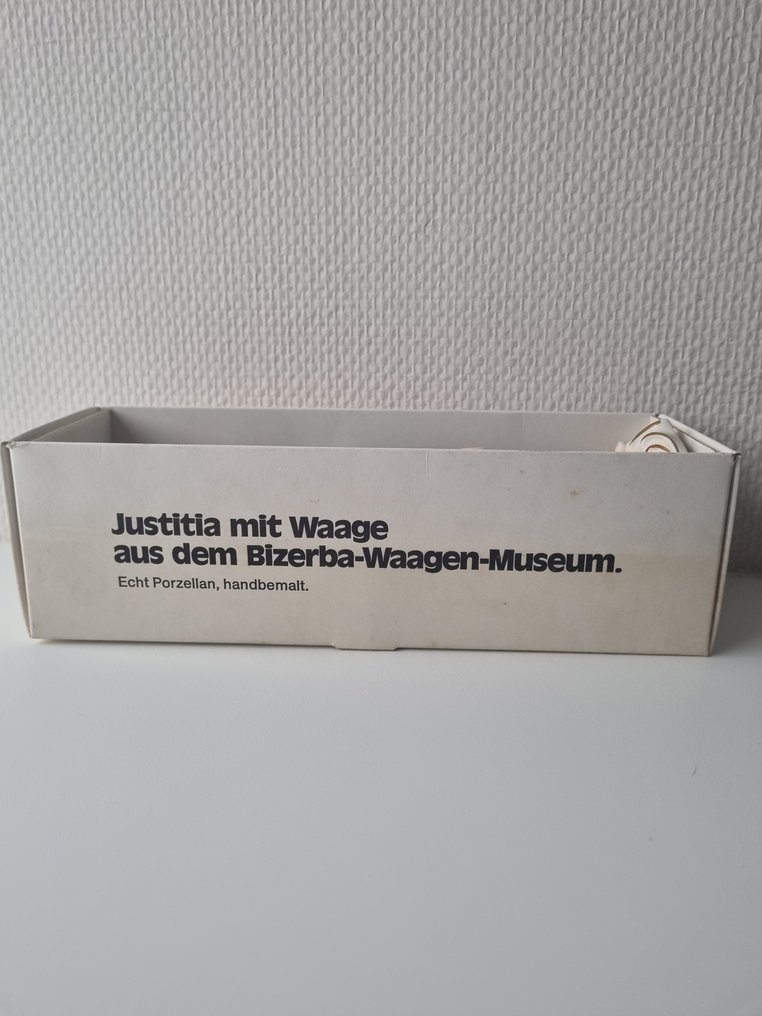 Goebel - Statue, Vrouwe Justitia - 23 cm - Porcelaine #1.0