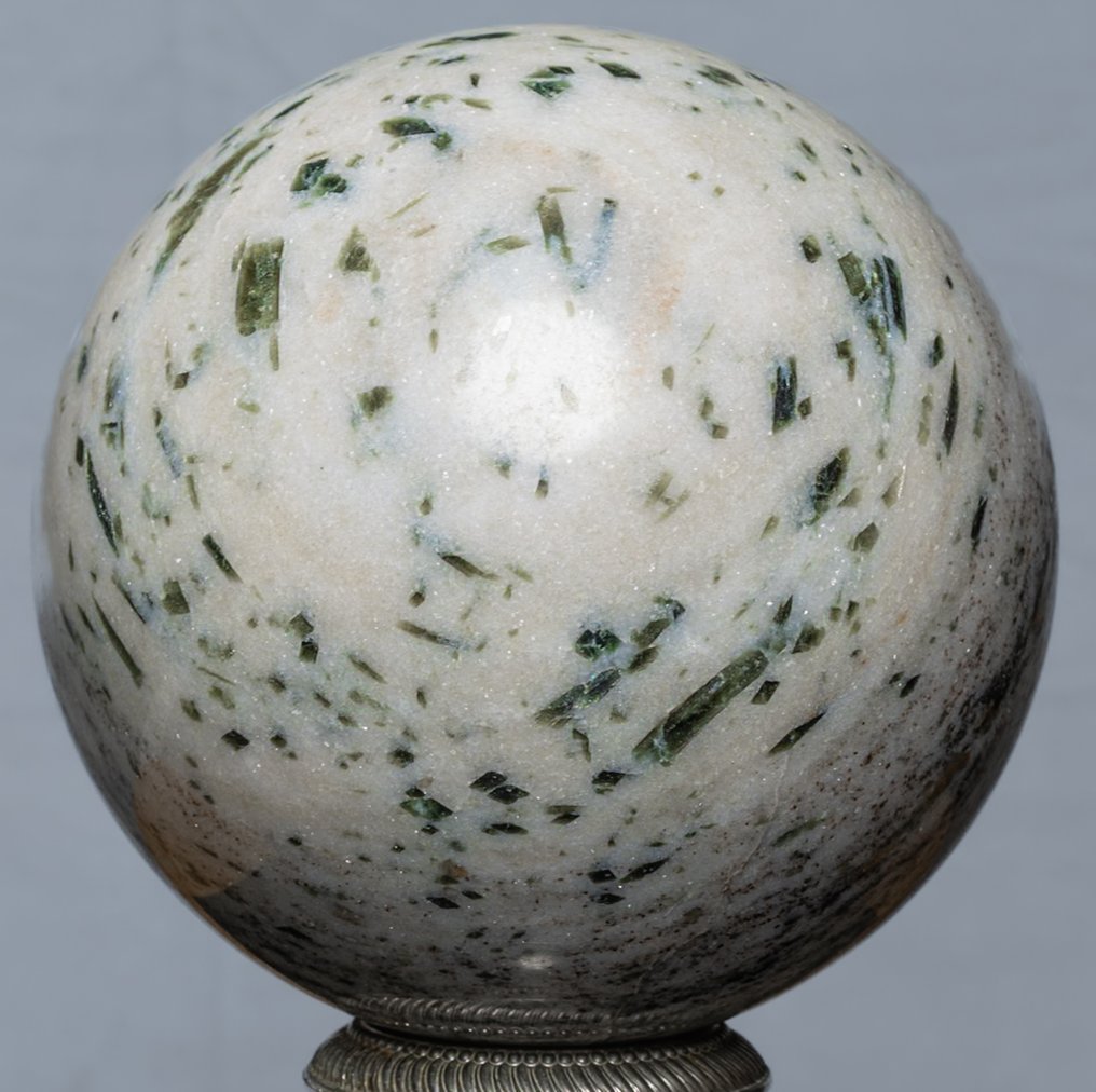 Πράσινη Τουρμαλίνη Ωραία μεγάλη πράσινη σφαίρα τυρμαλίνης - Ύψος: 12.99 cm - Πλάτος: 12.99 cm- 3292 g #3.2