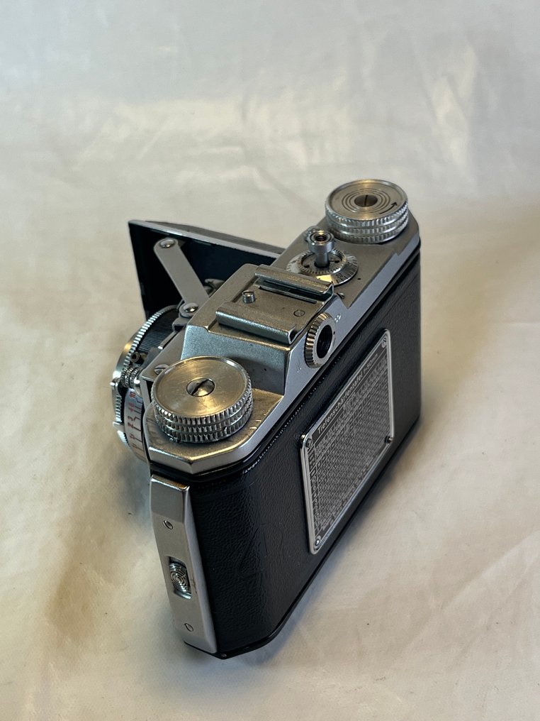 Welta Welti Ic ( 1956 ) met Tessar 2,8/50mm | Analogt sammenleggbart kamera #4.3