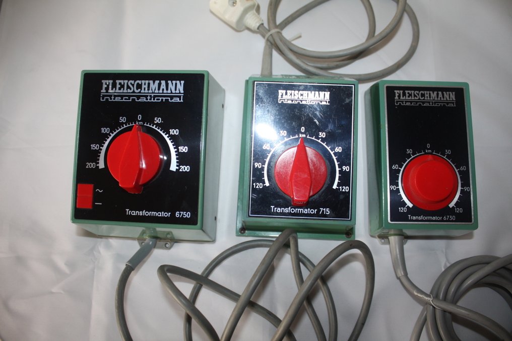 Fleischmann Diverse schalen - 6750, 715 en 6730 - Model train tracks (3) - Tested and working #2.1