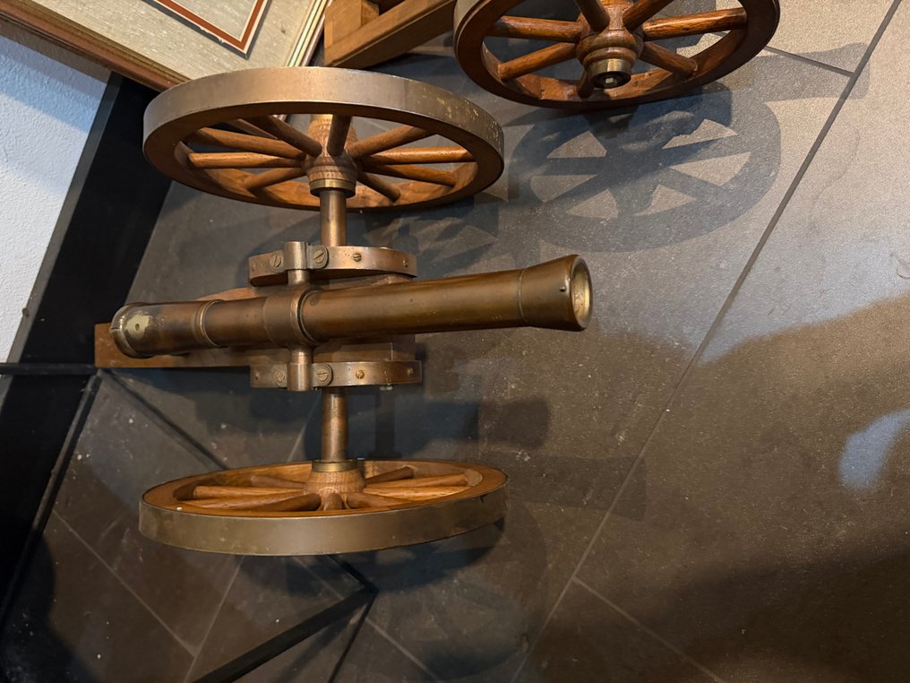 Να μην κλιμακώνεται - Αυτοκίνητο μοντελισμού - Kanon model L. 63 cm #2.1