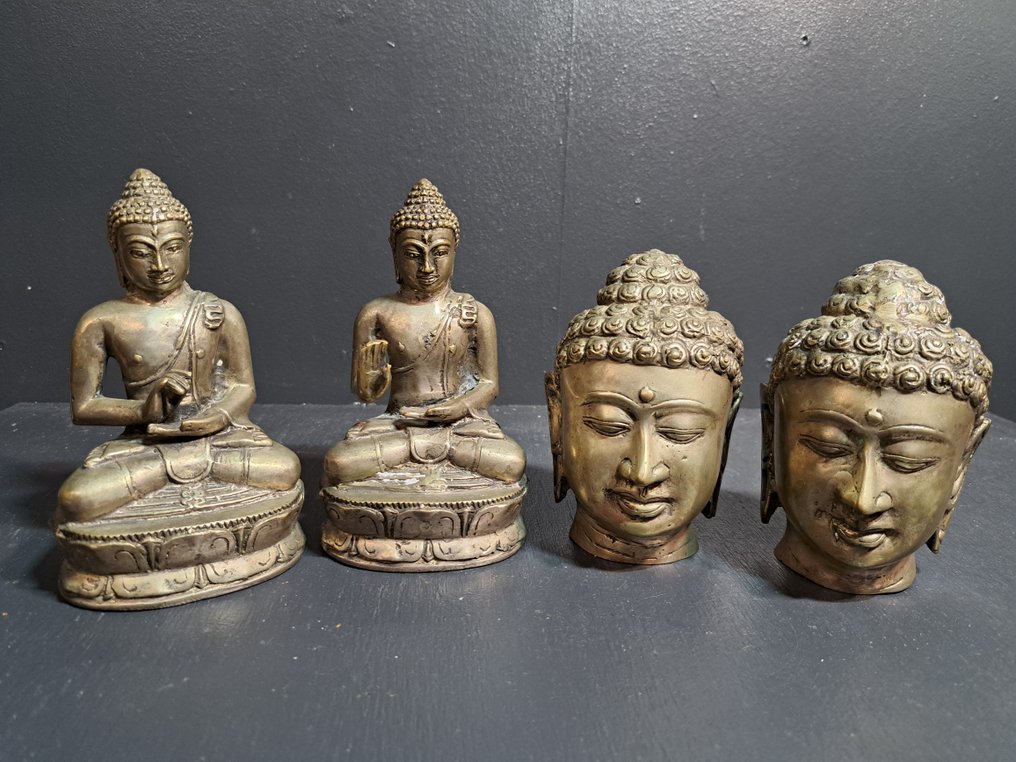Vier boeddhistische beeldjes - Statue - Asien (Ingen mindstepris) #1.0