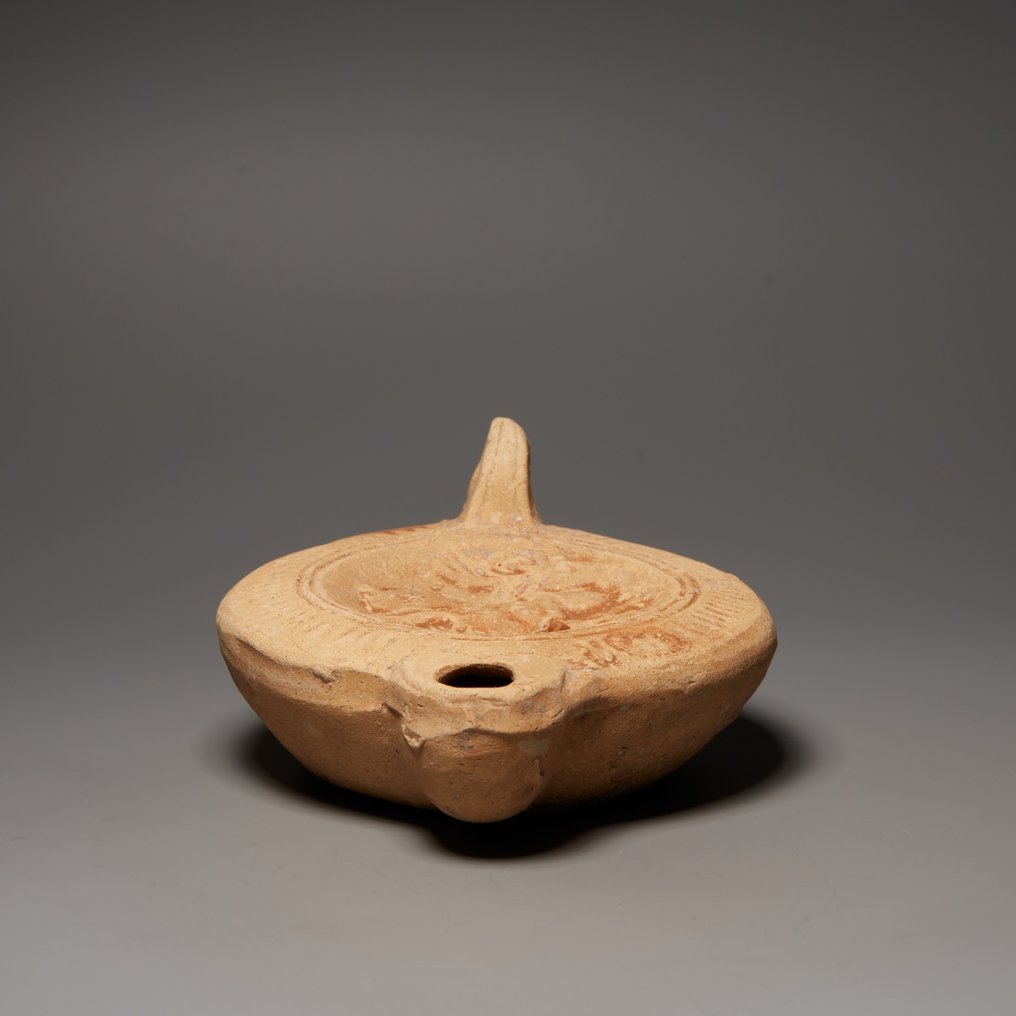 Ancient Roman Terracotta Oil Lamp with a deer. 1st-3rd century AD. 11.5 cm length. #3.2