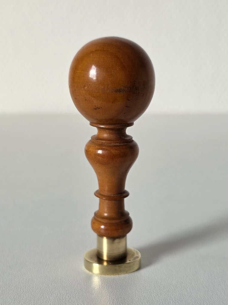 猎人之家 详细的家族徽章  (沒有保留價) #2.1