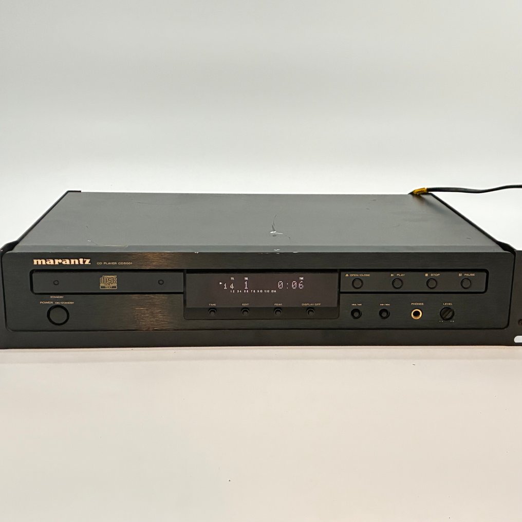 Marantz - CD5001 in RMKCD (19 inch rack) CD player - Modele multiple #1.0