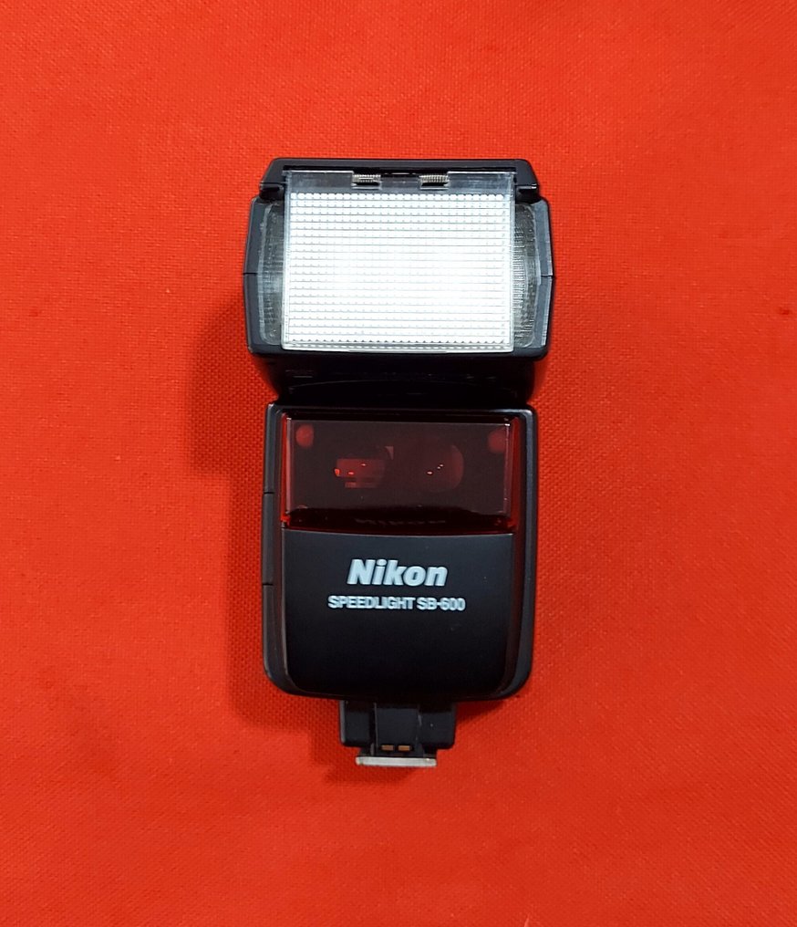 Nikon SB 600 Flash #1.0