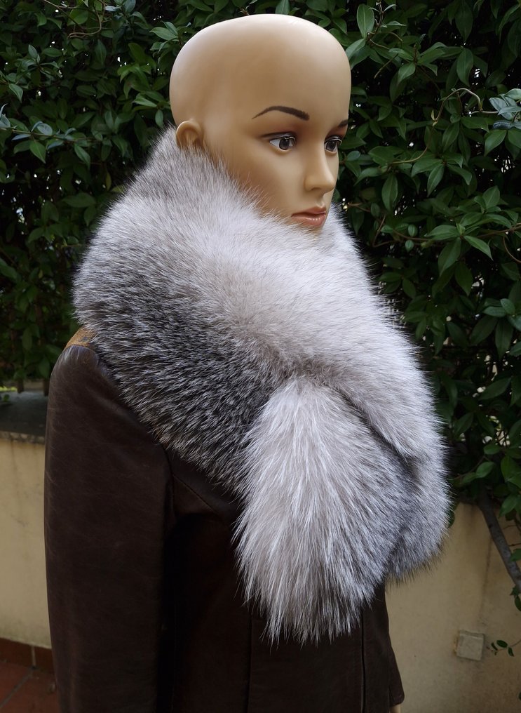 Artisan Furrier - Scarf #3.2