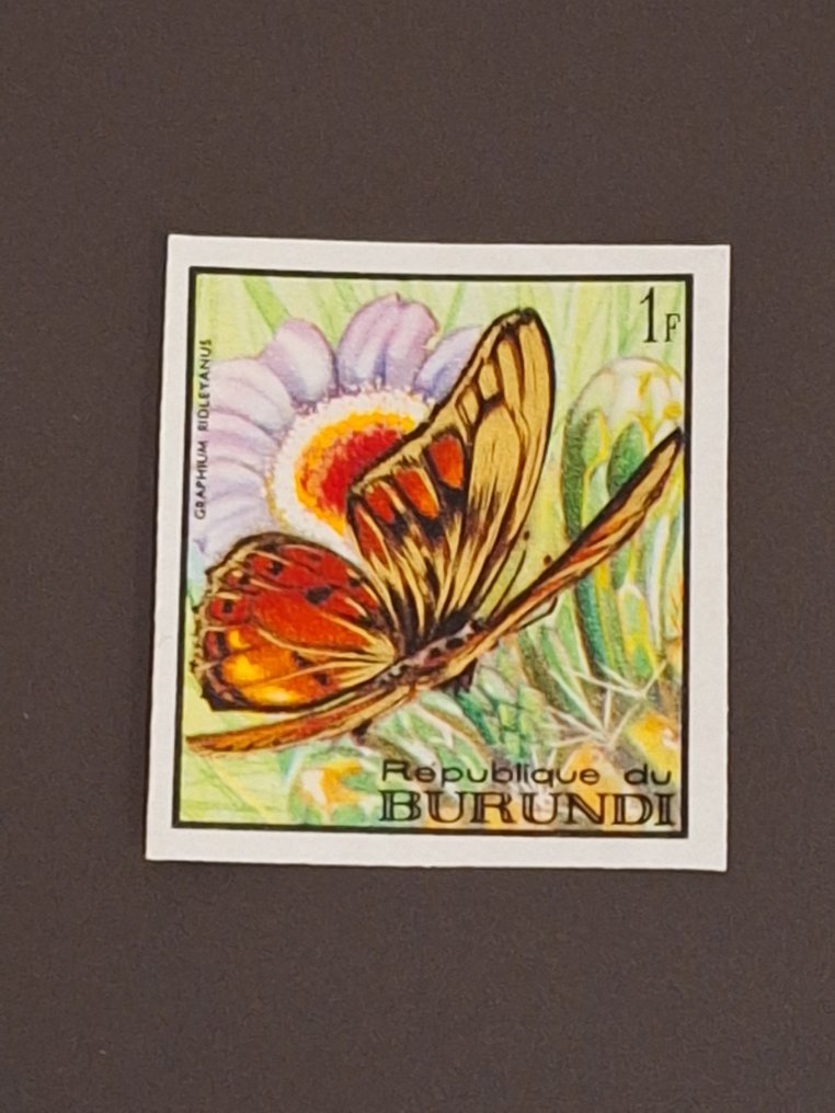 蒲隆地  - 1968年 - 编号274/289，未使用且未受损的完整蝴蝶系列，目录价值600.00欧元。 #2.1