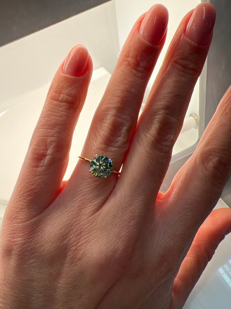 Zonder minimumprijs - Ring - 14 karaat Geel goud - 2.19ct. tw. Groen Diamant (Fancy gekleurde, lab-grown diamant) #4.3