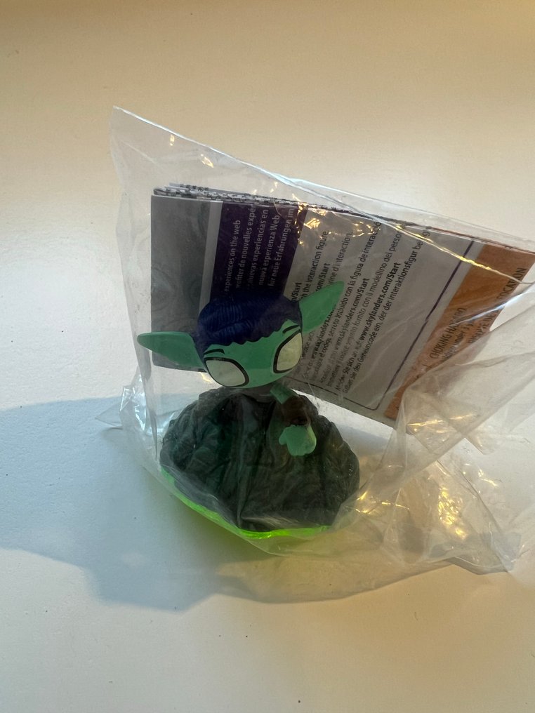 电子游戏人物 Skylanders Spyros Adventure 4 sidekick figures and Dark Spyro - 2010-2020年 #1.0