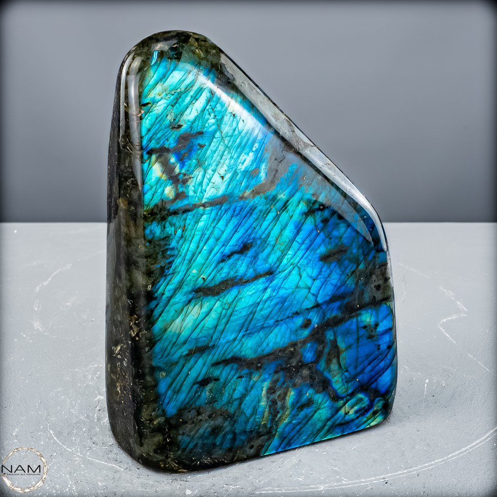 Natural First Quality Labradorite Polished- 2092.17 g #1.0