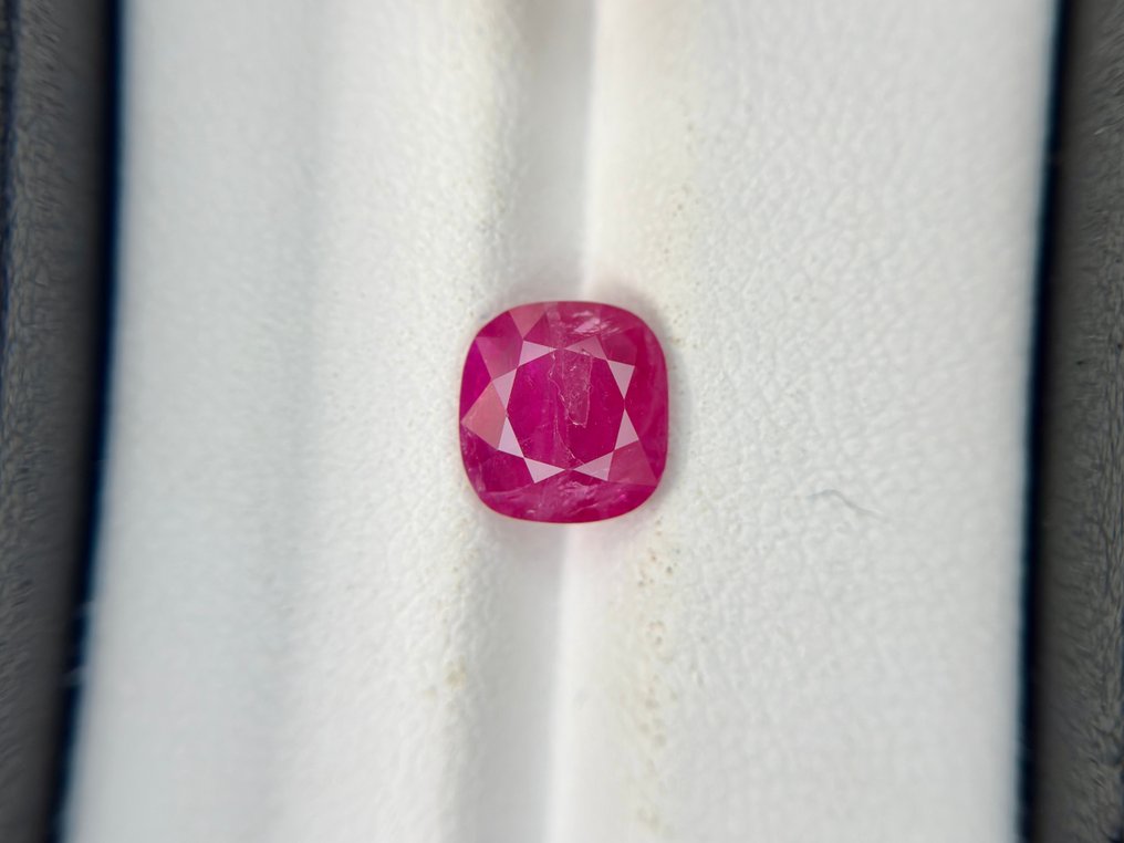 没有保留价 - 1 pcs  红色 红宝石  - 2.01 ct - Bellerophon 宝石实验室 - 莫桑比克红宝石 #1.0